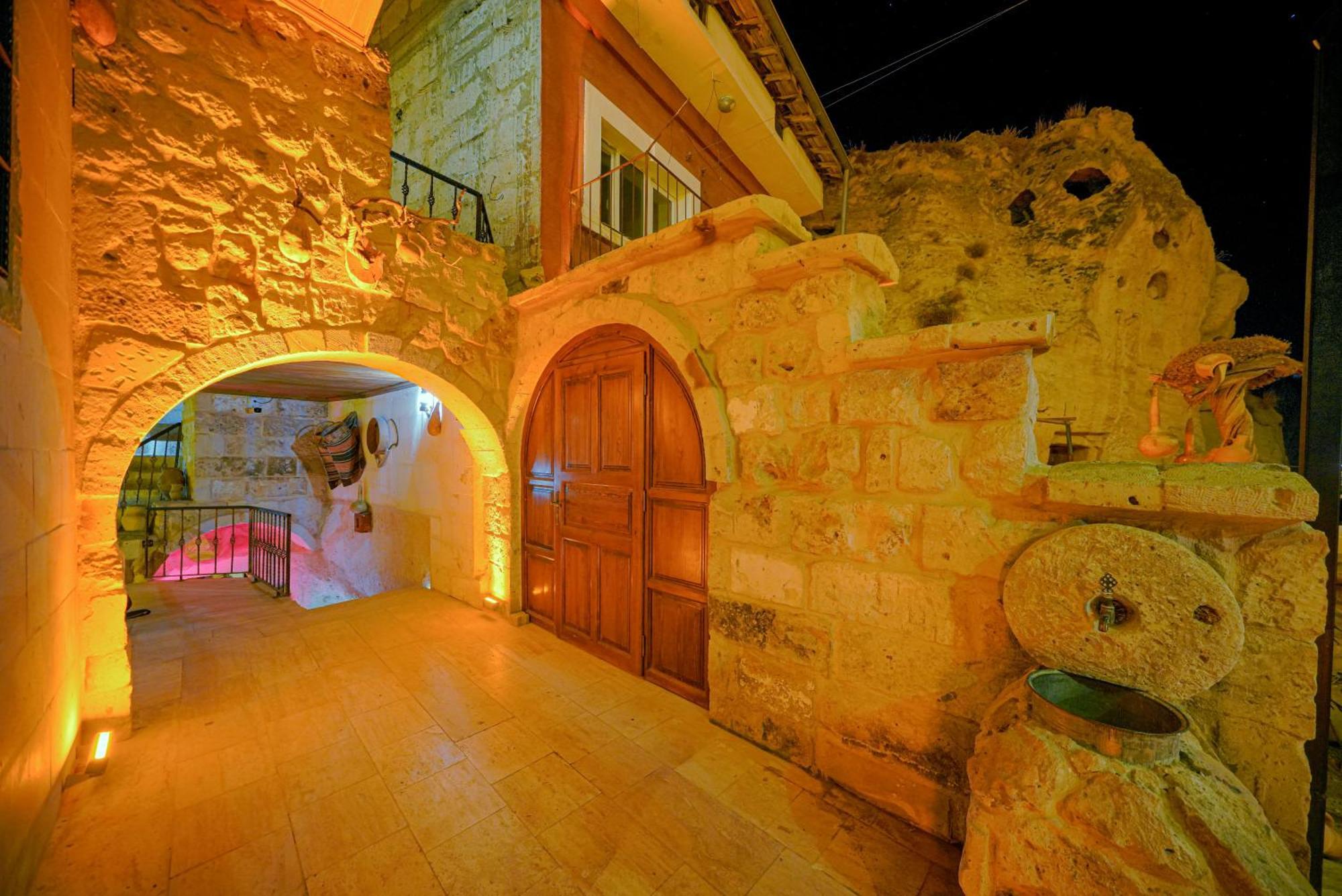 Babili Cappadocia Cave Hotel Nevşehir Eksteriør billede